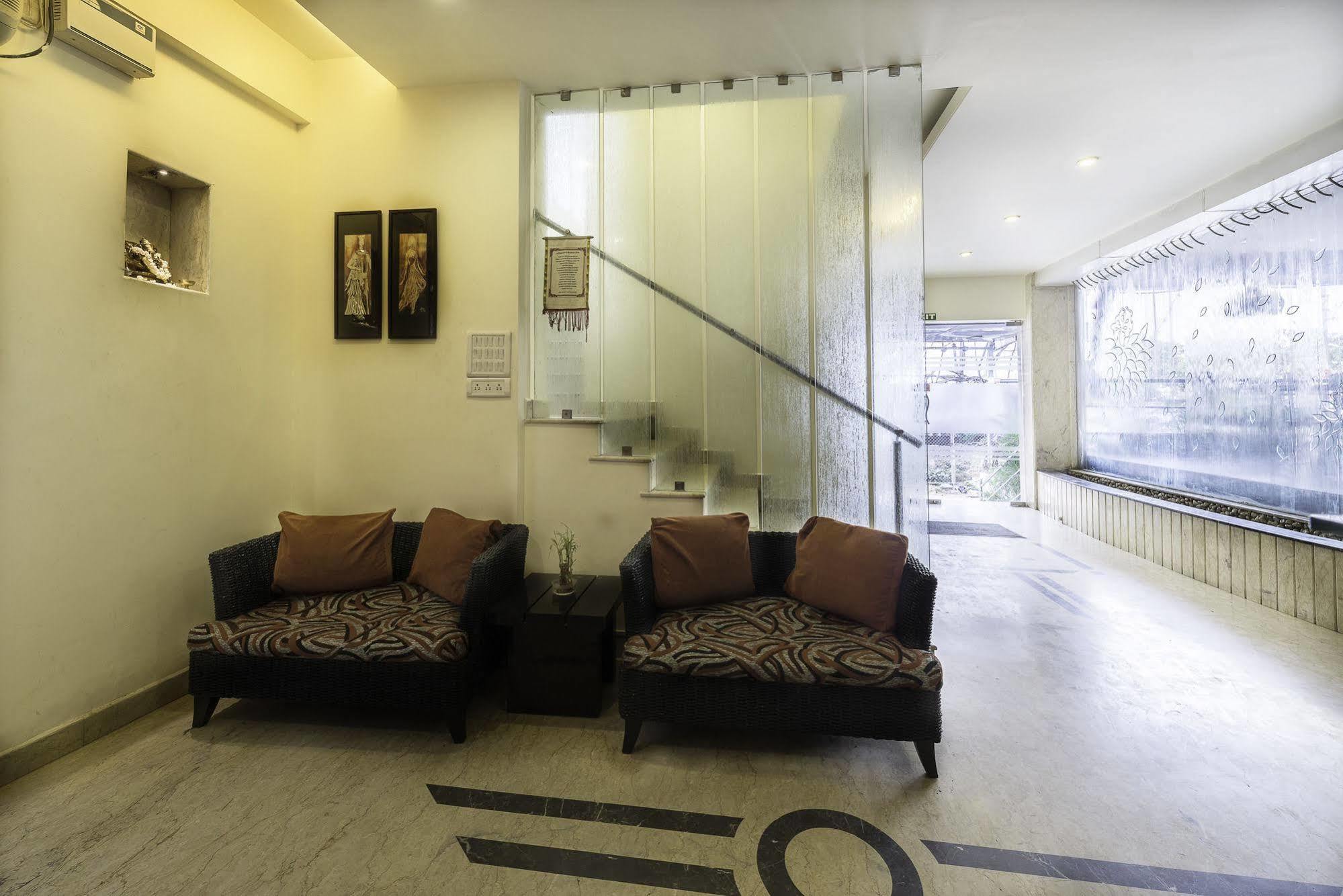 Olive Zip Rest House Road By Embassy Group Bangalore Exteriör bild